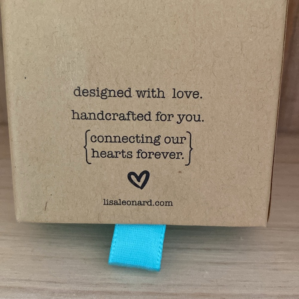 Lisa Leonard Designs - Picture 5 of 8